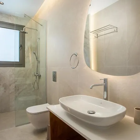 Nostos Luxury Apartment Kremastí