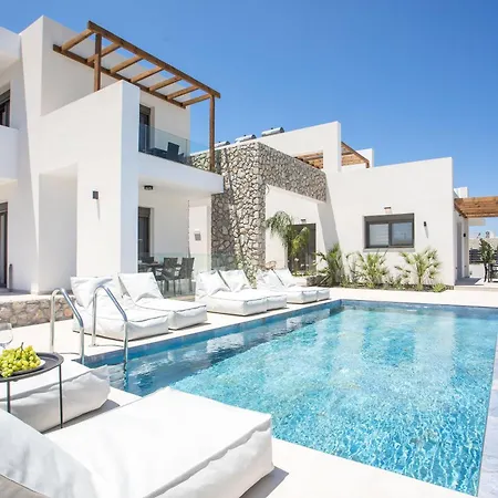 Nostos Luxury Apartment