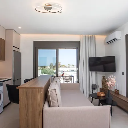 Nostos Luxury * Kremastí