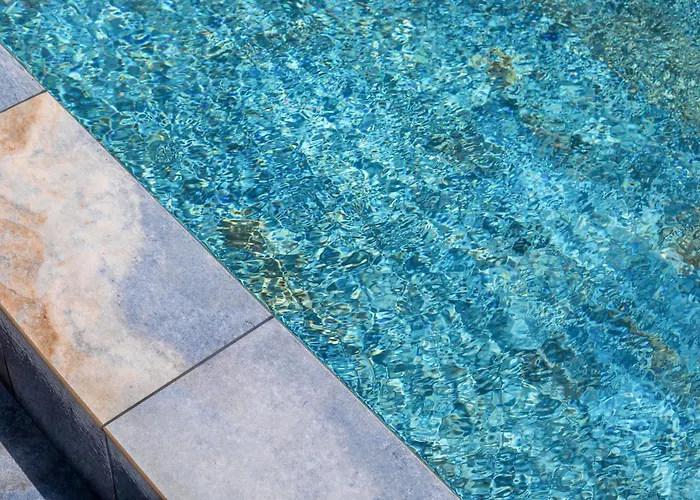 Nostos Luxury Apartment