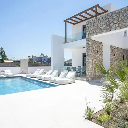 Nostos Luxury Apartment *