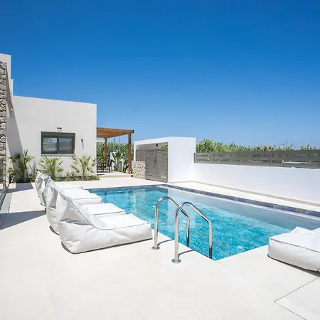 Nostos Luxury Apartment *