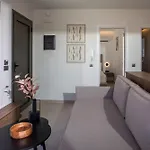Nostos Luxury Apartament