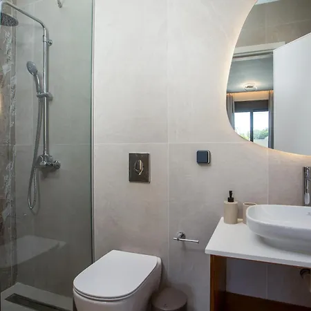 Nostos Luxury Apartamento *