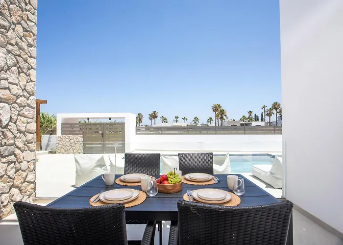 Nostos Luxury