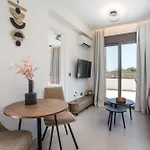 Lägenhet Nostos Luxury *