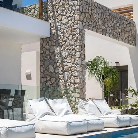 Nostos Luxury